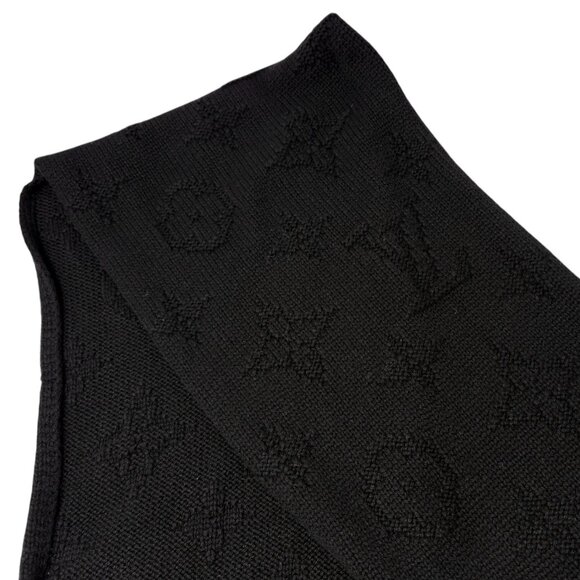 LOUIS VUITTON Vintage Monogram Escharpe Fur Scarf Shawl Black Cashmere [106439] - Picture 4 of 12
